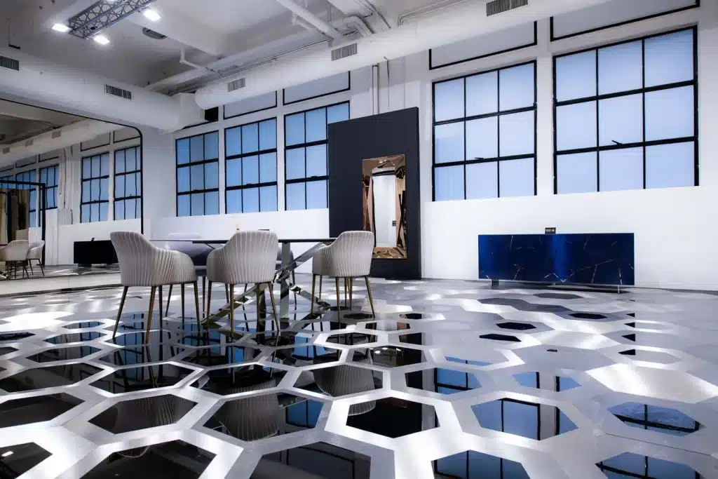 Superdesign Show - Loft