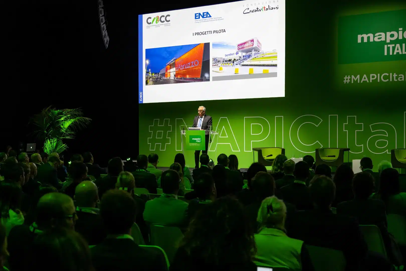 Mapic - Superstudio Maxi